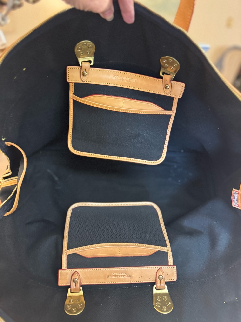 🖤💛 VINTAGE DOONEY AND BOURKE CABRIOLET WEEKENDER! - Picture 13 of 16